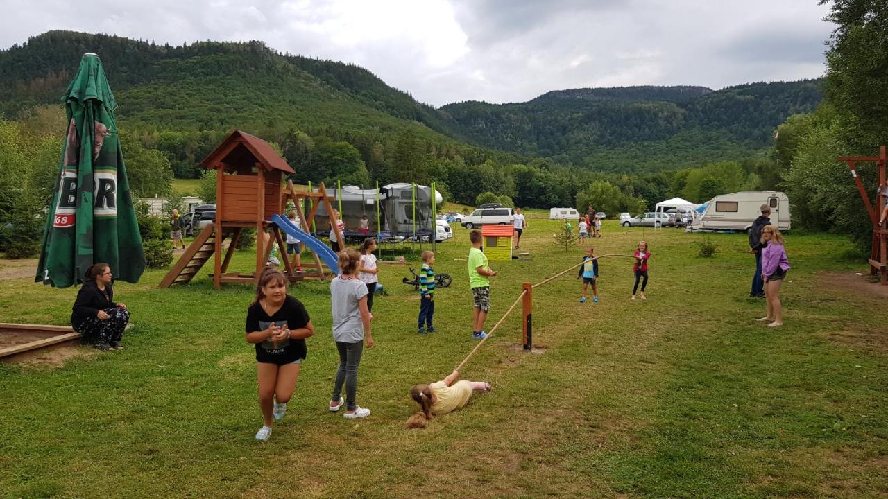Camper Park Radkow 빌라 외부 사진